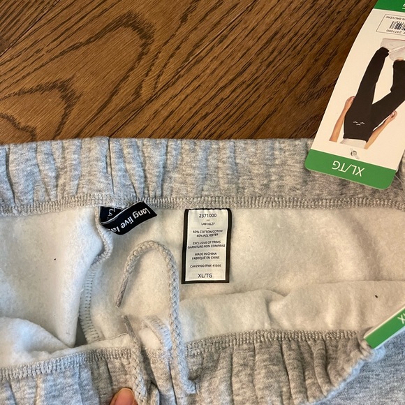 Lazypants Xl NWT grey. - Picture 2 of 2